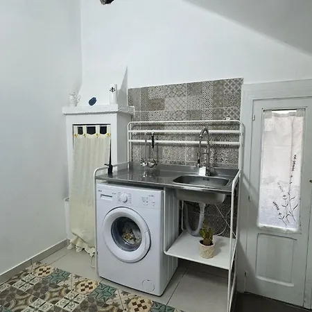 Al Centro Di *